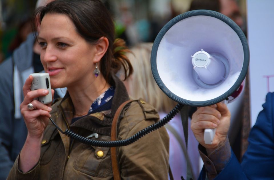 Obeležavanje osnivanja Antifašističkog fronta žena Vojvodine: Akcija od 17h, protest umesto tribine