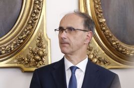 Da li je u Srbiji demokratija  Da li je u Srbiji demokratija