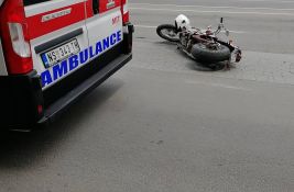 U isto vreme udesi u Sremskoj Kamenici i na Donjem Sajlovu, motociklista povređen na Podbari