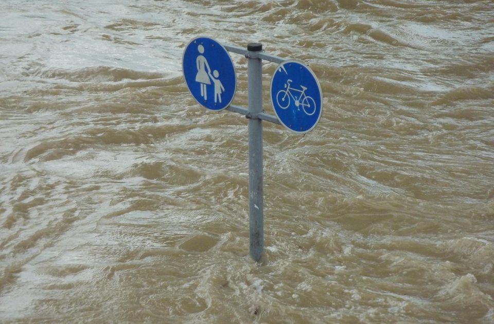 Spaseno devetogodišnje dete iz bujice reke Raška Spaseno devetogodišnje dete iz bujice reke Raška