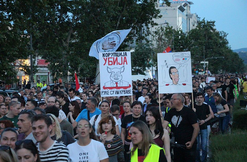 Osveta vlasti za podršku studentima: Bez novca izdavači, Sterijino pozorje, Exit, Akademija