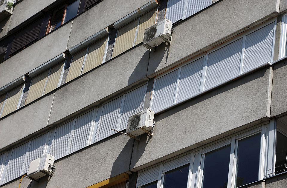 Znatno opalo interesovanje za posao profesionalnog upravnika: Za platu od 70.000 mora da brine o devet zgrada
