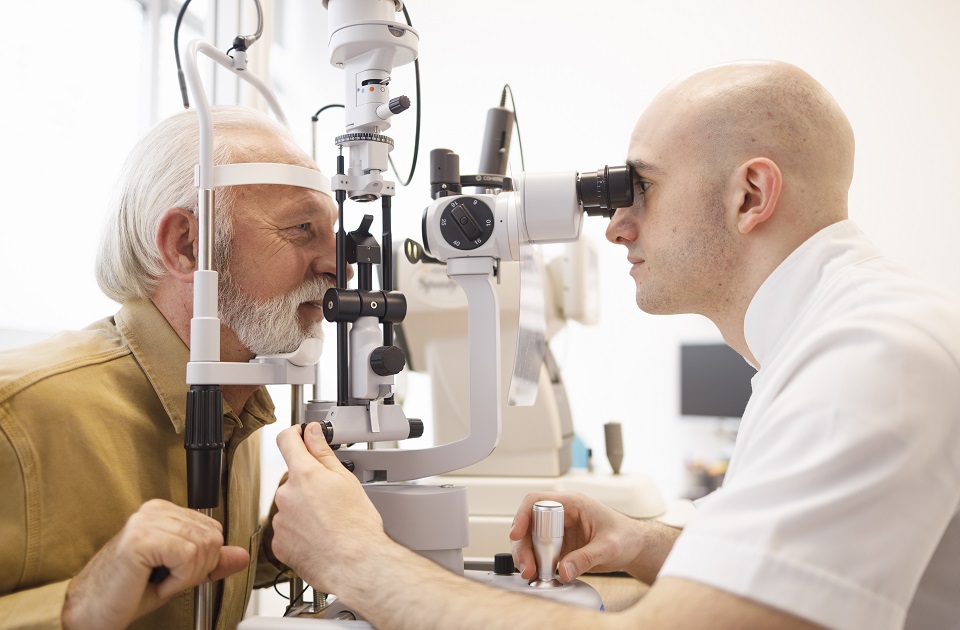 Ugradnja intraokularnih sočiva: Savremena rešenja u korekciji vida i lečenju katarakte