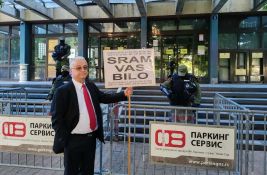 VIDEO: Novi protest ispred novosadskog suda zbog aktivista koji su dva meseca u pritvoru