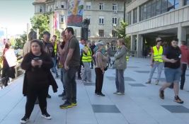 VIDEO Protest zbog novosadskih aktivista i ispred suda u Beogradu: 
