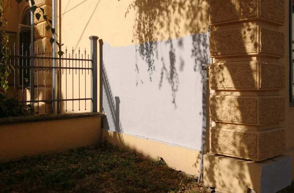 FOTO: Uklonjeni nacistički grafiti prethodno ispisani širom Novog Sada