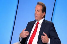 Naučna fantastika Bogoljuba Karića: Pomirenje SNS i studenata i osvojenih 39 odsto na izborima
