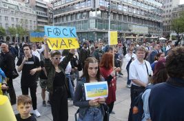 Građani na Trgu republike u Beogradu pozvali na mir i prestanak rata u Ukrajini