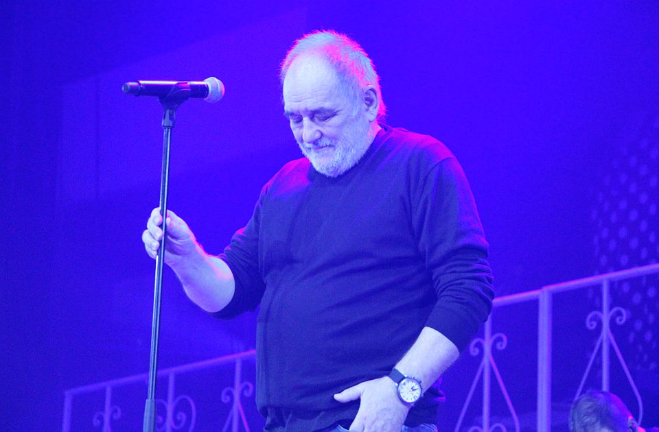 VIDEO: Balašević premijerno izveo novu pesmu na koncertu na Spensu: "Čuvaj mi, Bože, Novi Sad"