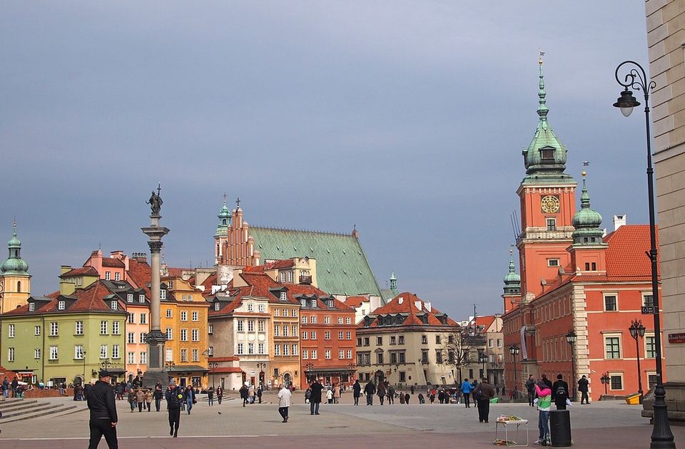 Poljska zaplenila zgradu ruske gimnazije u Varšavi, ruski ambasador preti da će uzvratiti