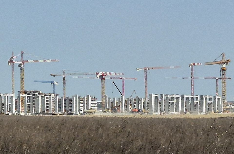 Izgradnja Nacionalnog stadiona u Surčinu počela bez dozvola i studije o zaštiti životne sredine Izgradnja Nacionalnog stadiona u Surčinu počela bez dozvola i studije o zaštiti životne sredine