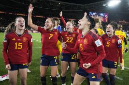 Smenjen selektor ženske fudbalske reprezentacije Španije zbog poljupca reprezentativke