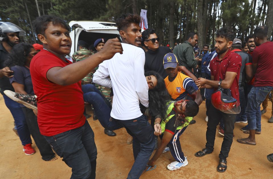 Automobil izleteo sa staze tokom trke u Šri Lanki: Među sedmoro poginulih i dete 