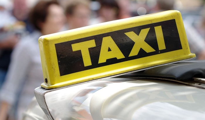 Taksisti insistiraju na posebnom zakonu, "Car Go" smatra da je diskriminisan