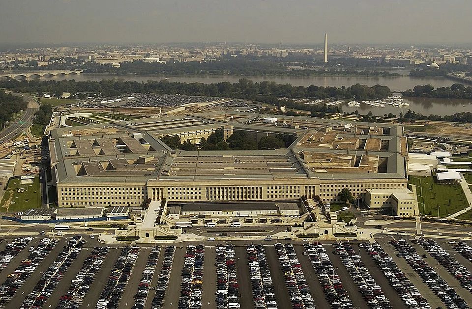 Pentagon otkazao ugovor "Džedaj" oko kog su zaratili Amazon i Majkrosoft