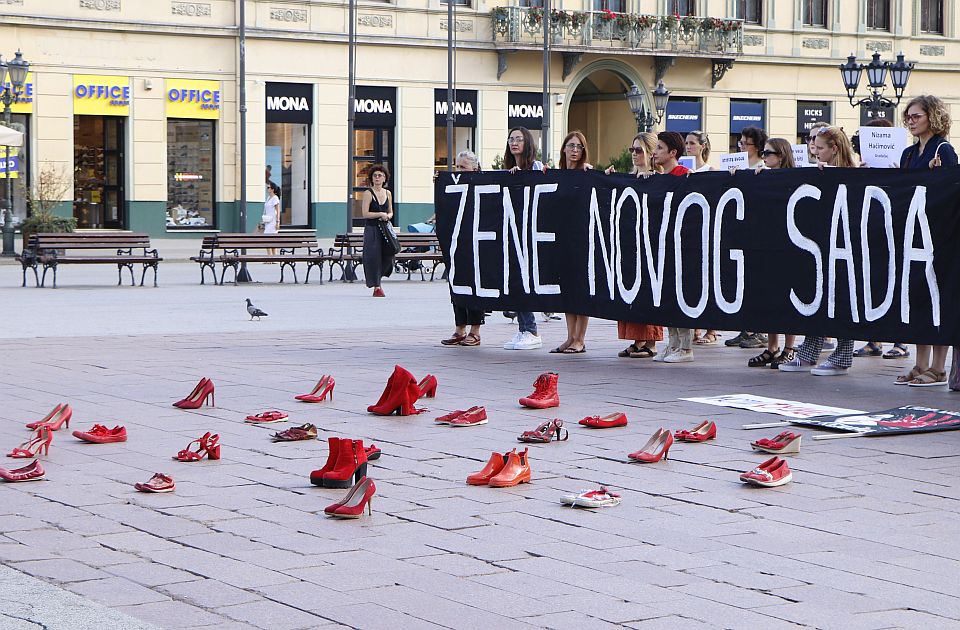 Akcija "26 minuta ćutnje za 26 ubijenih žena" danas u Novom Sadu