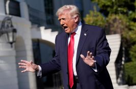 WSJ: Tramp najavio masovna pomilovanja pred kraj mandata