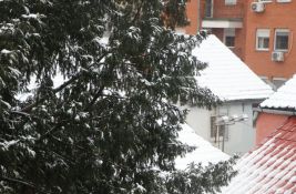 Sunčano, ali ledeno