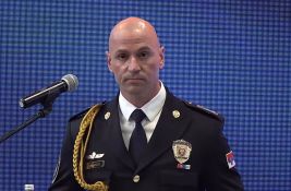 Ko komandantu SAJ-a gradi vilu?