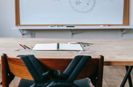 U planu povećanje praga za upis u srednje škole