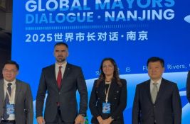 O putovanju u Kinu: Mićin na forumu gradonačelnika, predstavio Novi Sad