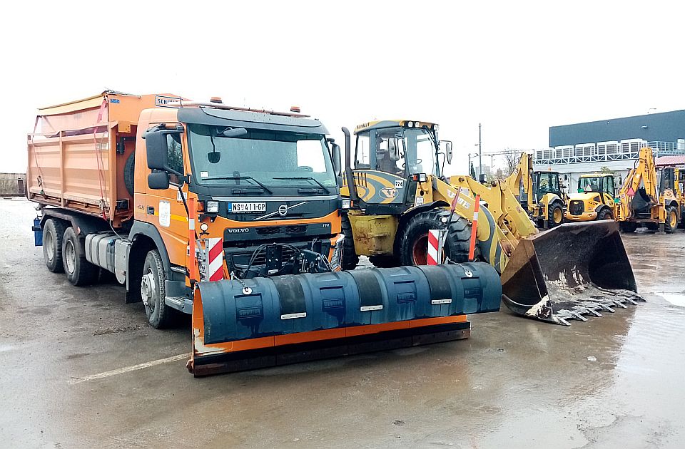 "Put": Ekipe zimske službe u pripravnosti, obezbeđeno dovoljno soli