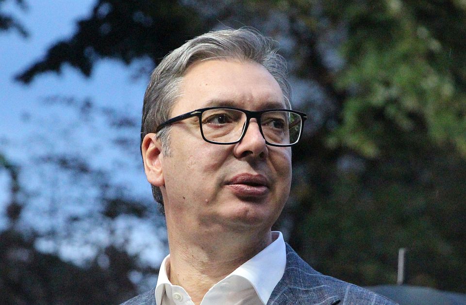 UŽIVO VIDEO: Vučić se obraća javnosti