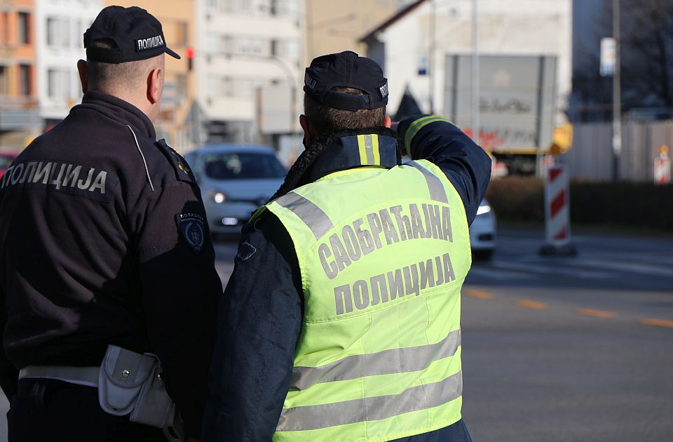 Tokom vikenda 18 saobraćajnih nezgoda u Novom Sadu, jedna osoba poginula