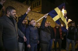 FOTO: Turski muslimani protestovali zbog spaljivanja Kurana u Švedskoj