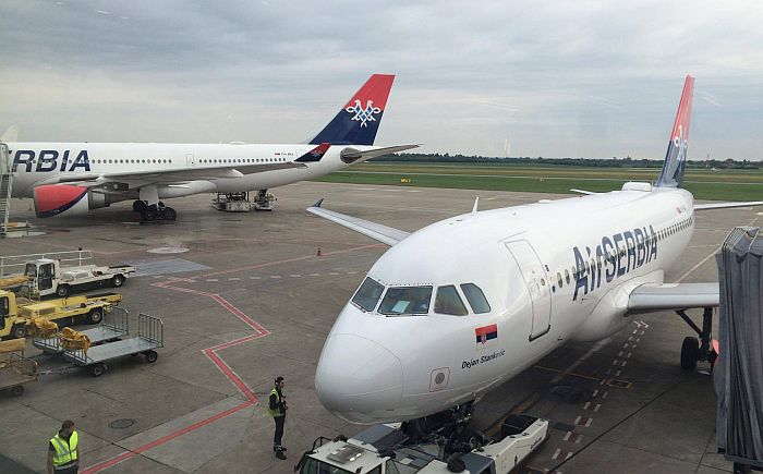 Oštećen avion Er Srbije nakon sletanja na aerodrom 