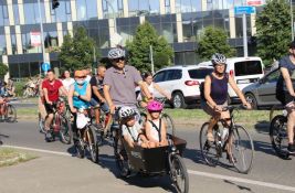 Danas prva ovogodišnja Kritična masa, biciklisti ukazuju na loše stanje Petrovaradina