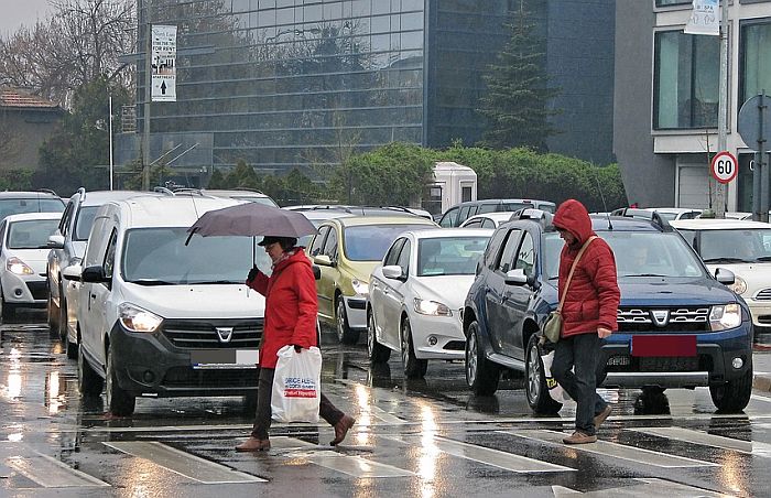 RHMZ upozorio: Obilne kiše i zahlađenje