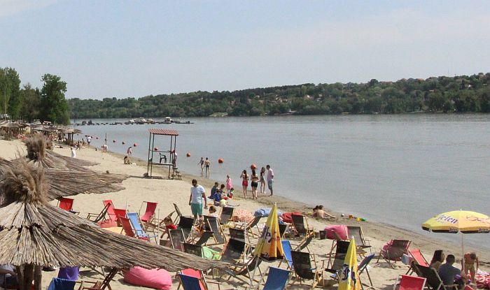 I dalje letnje temperature