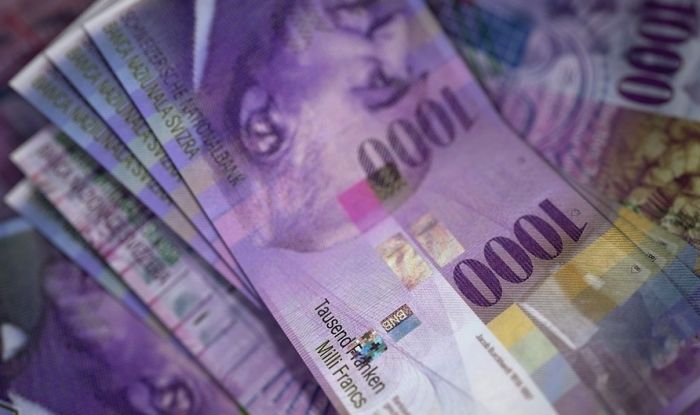 Švajcarsko selo uvodi univerzalni dohodak od 2.500 franaka