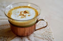 Zlatna kafa - ukusan i zdrav način da započnete dan 