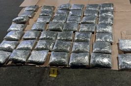 Državljanin Hrvatske uhapšen zbog trgovine drogom i priveden tužilaštvu u Novom Sadu