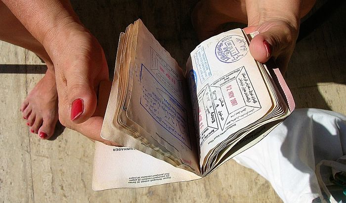 BiH: Ko plati više za pasoš dobije ga na vreme
