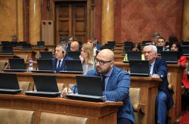 Poslanici Skupštine Srbije završili raspravu za danas, sutra nastavak