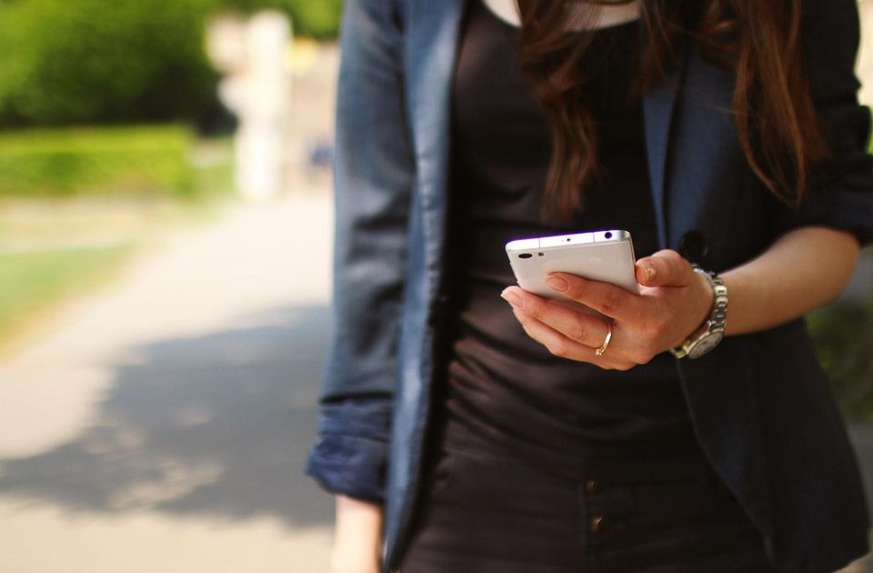 MUP apeluje na građane: Lažni SMS-ovi u ime RFZO-a služe za krađu podataka