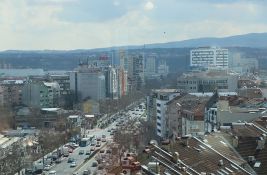 Topla i suva sreda u Novom Sadu: Stand up, predstava, promocija zbirke, protest...