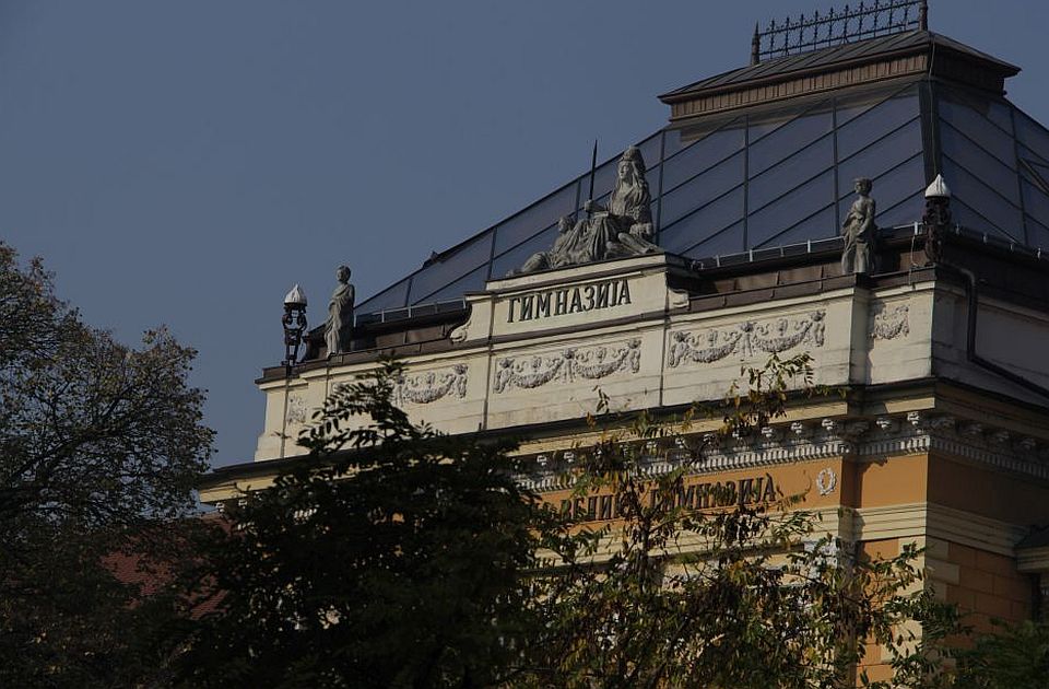 Roditelji: Jovinu gimnaziju napustilo 30 učenika, isto planira još jedno celo odeljenje