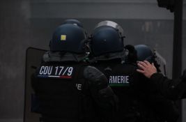 Francuski sindikat policije tuži državu zbog kontradiktornih naredbi tokom protesta srednjoškolaca