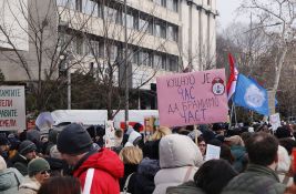 Prosvetari bez zarade: Kome mogu da se obrate i koje korake da preduzmu?
