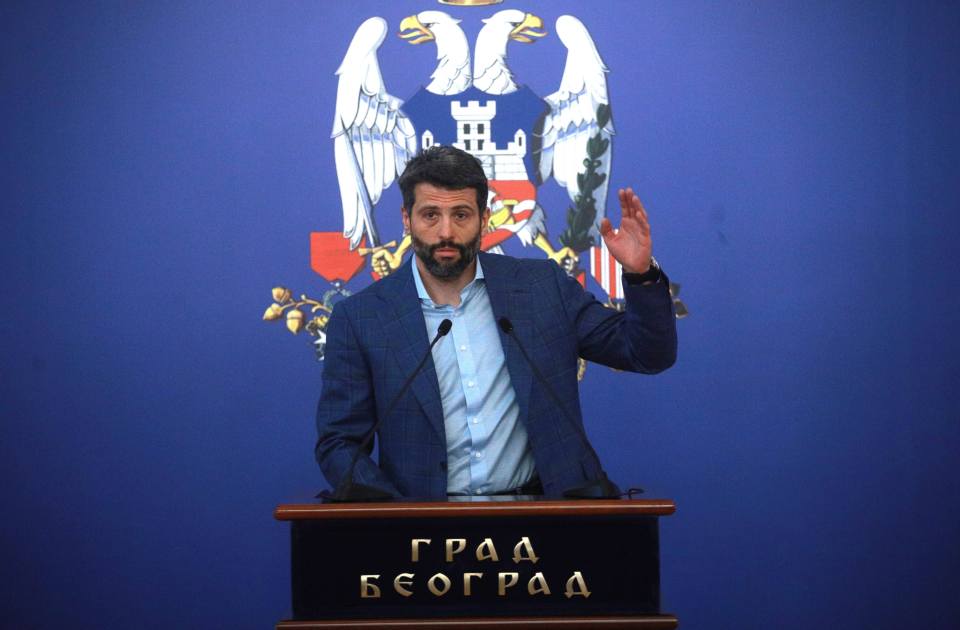 Šapić kaže da neće biti član Vučićevog Pokreta za narod i državu 