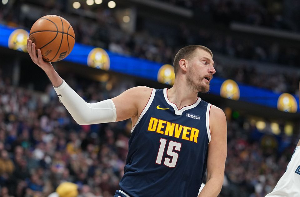 Nikola Jokić mora da odigra još 20 minuta da bi ostao u trci za priznanja