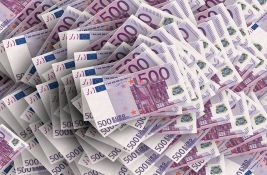 Do guše u kreditima: Kod koga se Srbija zadužuje i zašto?