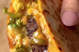 VIDEO: Veganski čizburger u tortilji - Pogledajte kako se sprema 