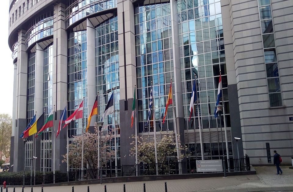 Evropski parlament odobrio viznu liberalizaciju za nosioce srpskih pasoša sa Kosova