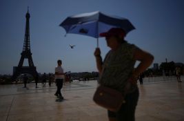 Francuska zabranila alkohol na javnim mestima zbog velikih vrućina