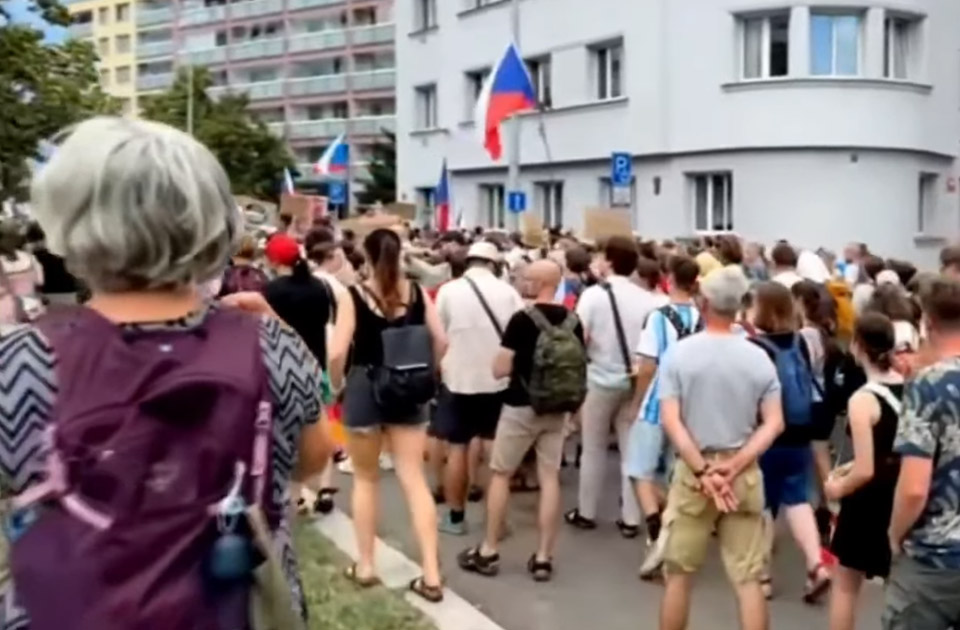 Protest u Češkoj zbog plana Vlade da se javni radio-televizijski servis finansira iz budžeta